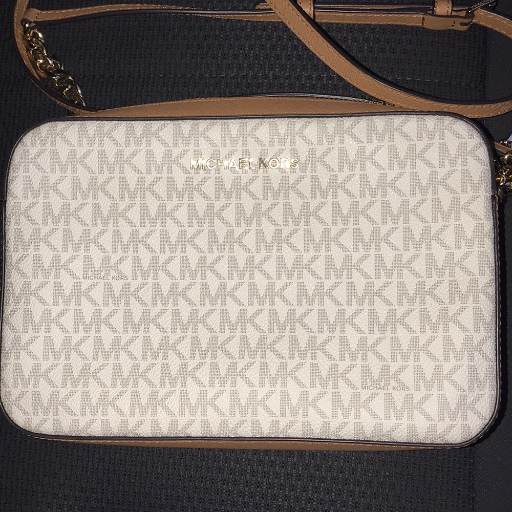 Michael Kors Crossbody